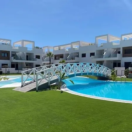 Laguna - Penthouse In Torrevieja Apartment *